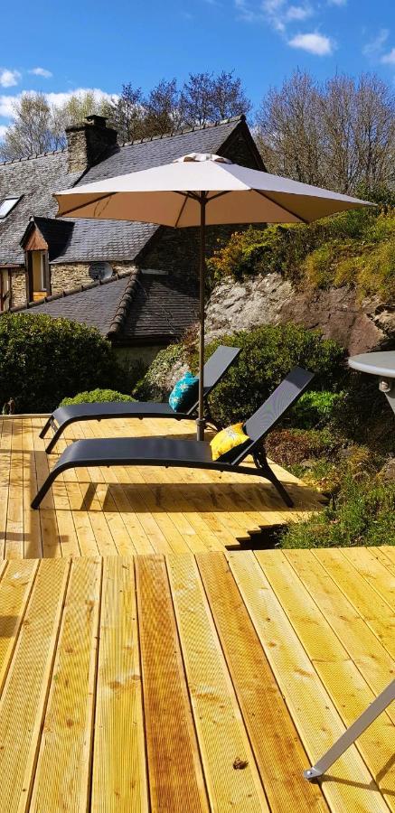 Le Vieux Moulin Gites - Detached Cottage With Garden Views And Pool Guégon Kültér fotó